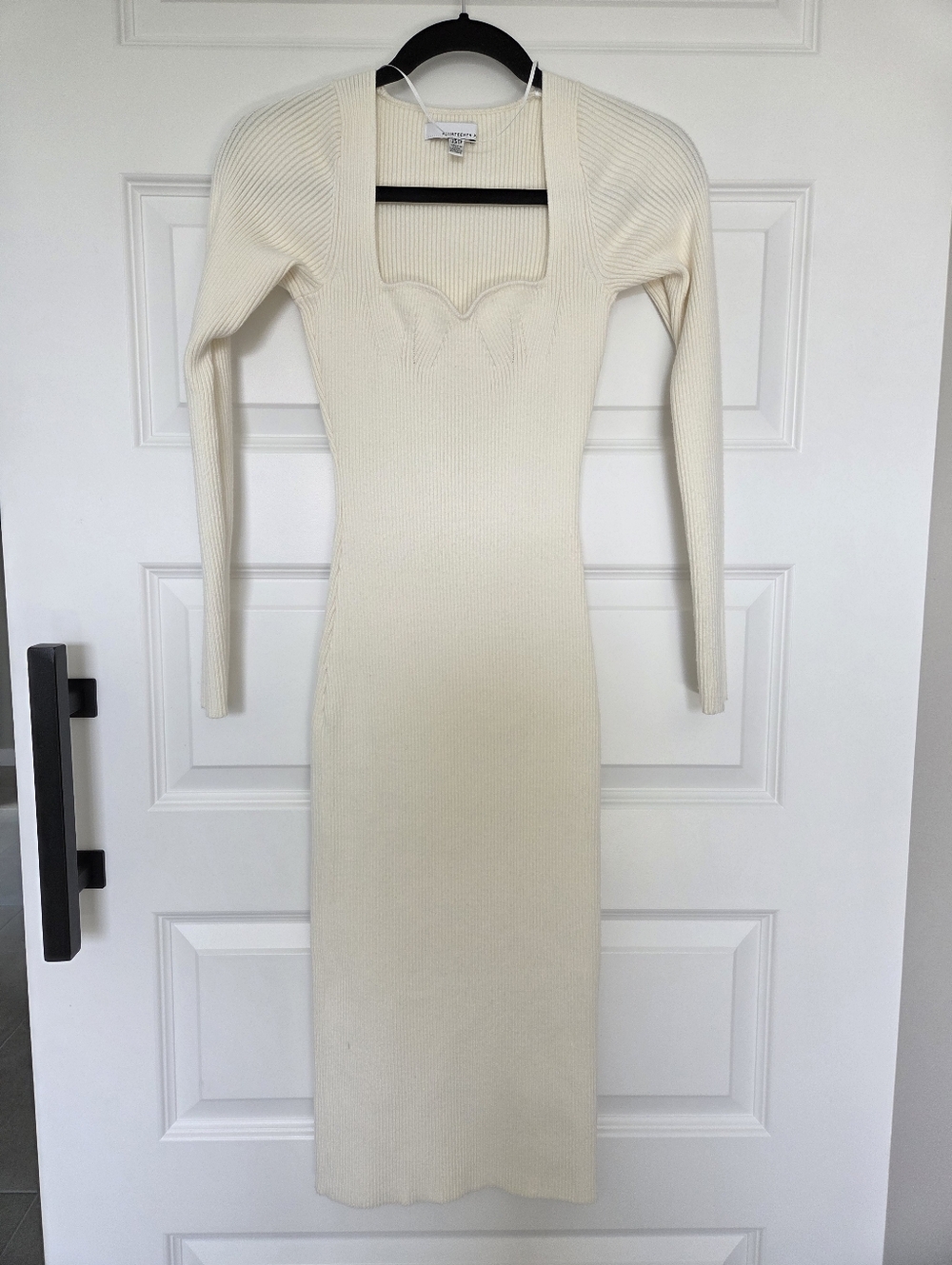 Fourteenth Place Sweetheart Neck Rib Sweater Dress